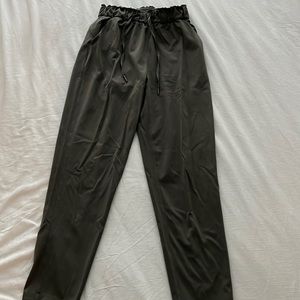 Lululemon Keep Moving Joggers